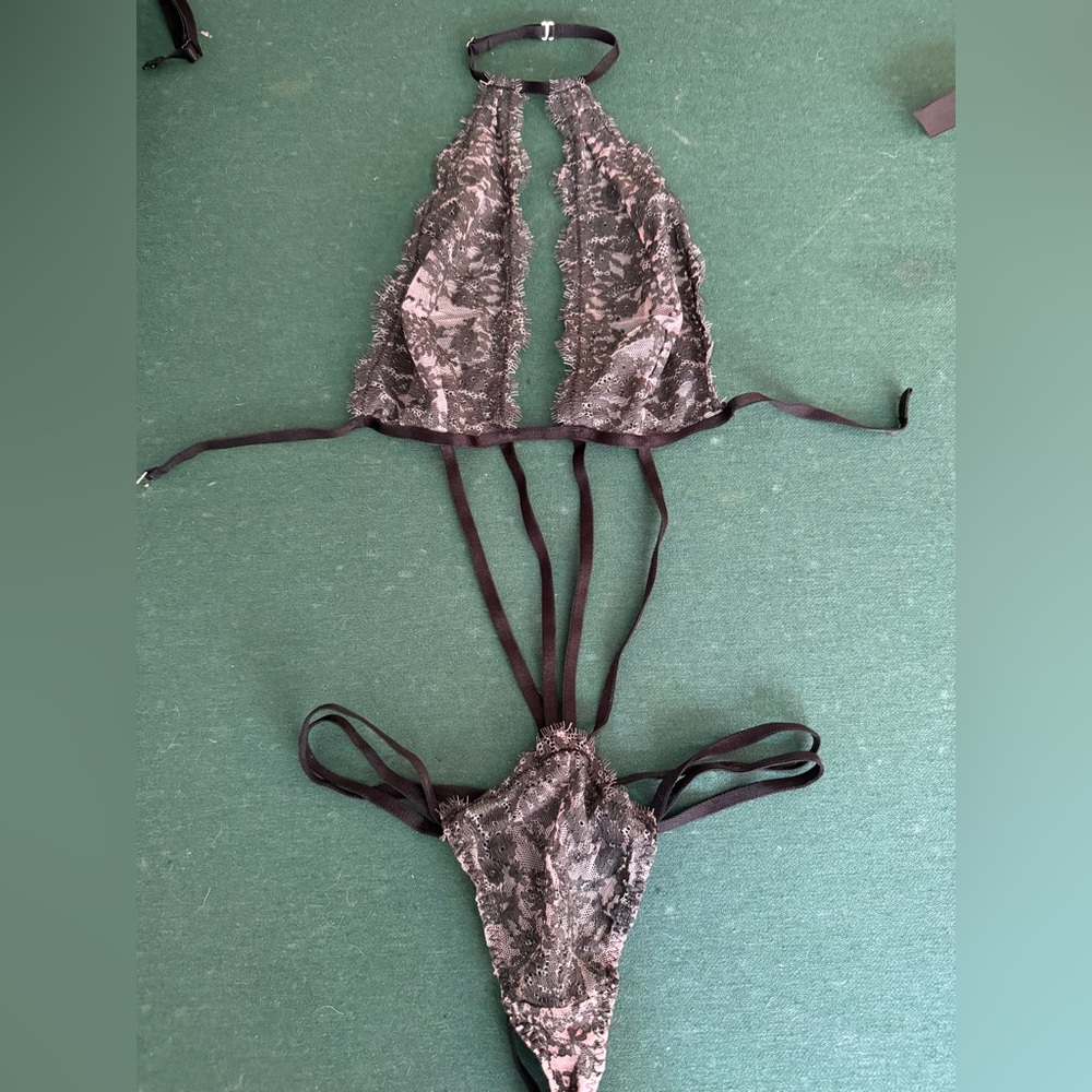 Black and Gray Lace Lingerie Set